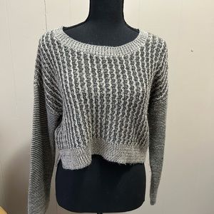 Cotton emporium cropped sweater size xs